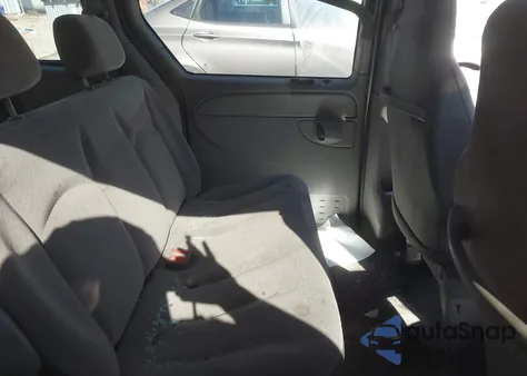 2003 Chrysler Town & Country Lx z USA, uszkodzony, nr VIN 2C4GP443X3R211254